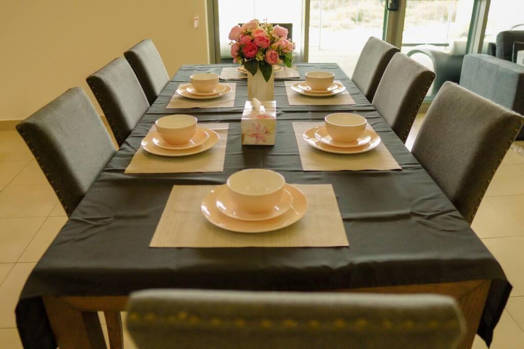 Apartment End Breeze- 3 Bedroom Luxury *
